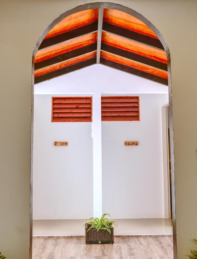 Hotel Island Ambience Maafushi Exterior foto
