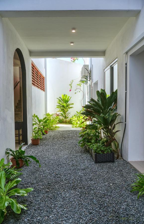 Hotel Island Ambience Maafushi Exterior foto